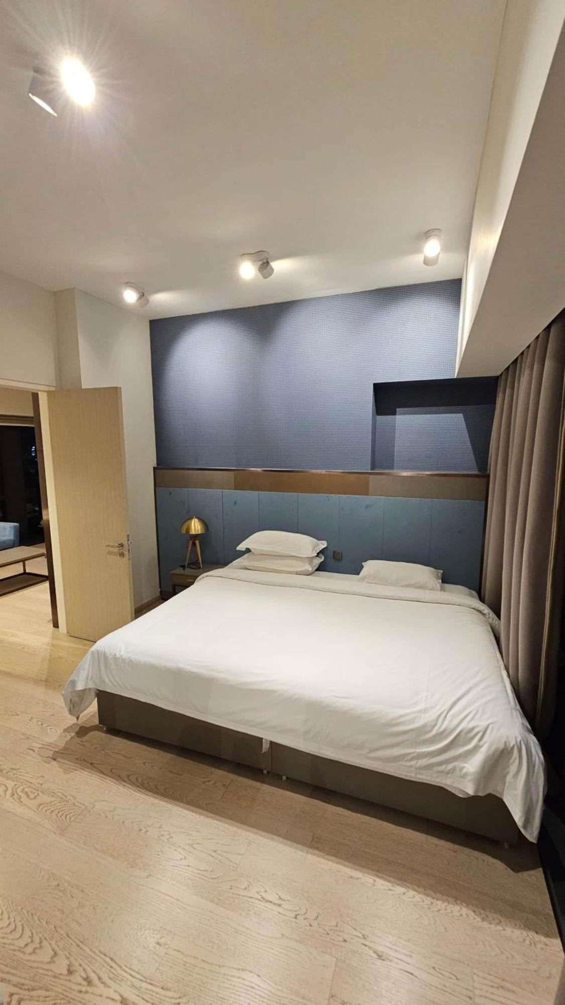 Star Pool View 2br Unit Floor 8 * Kuala Lumpur