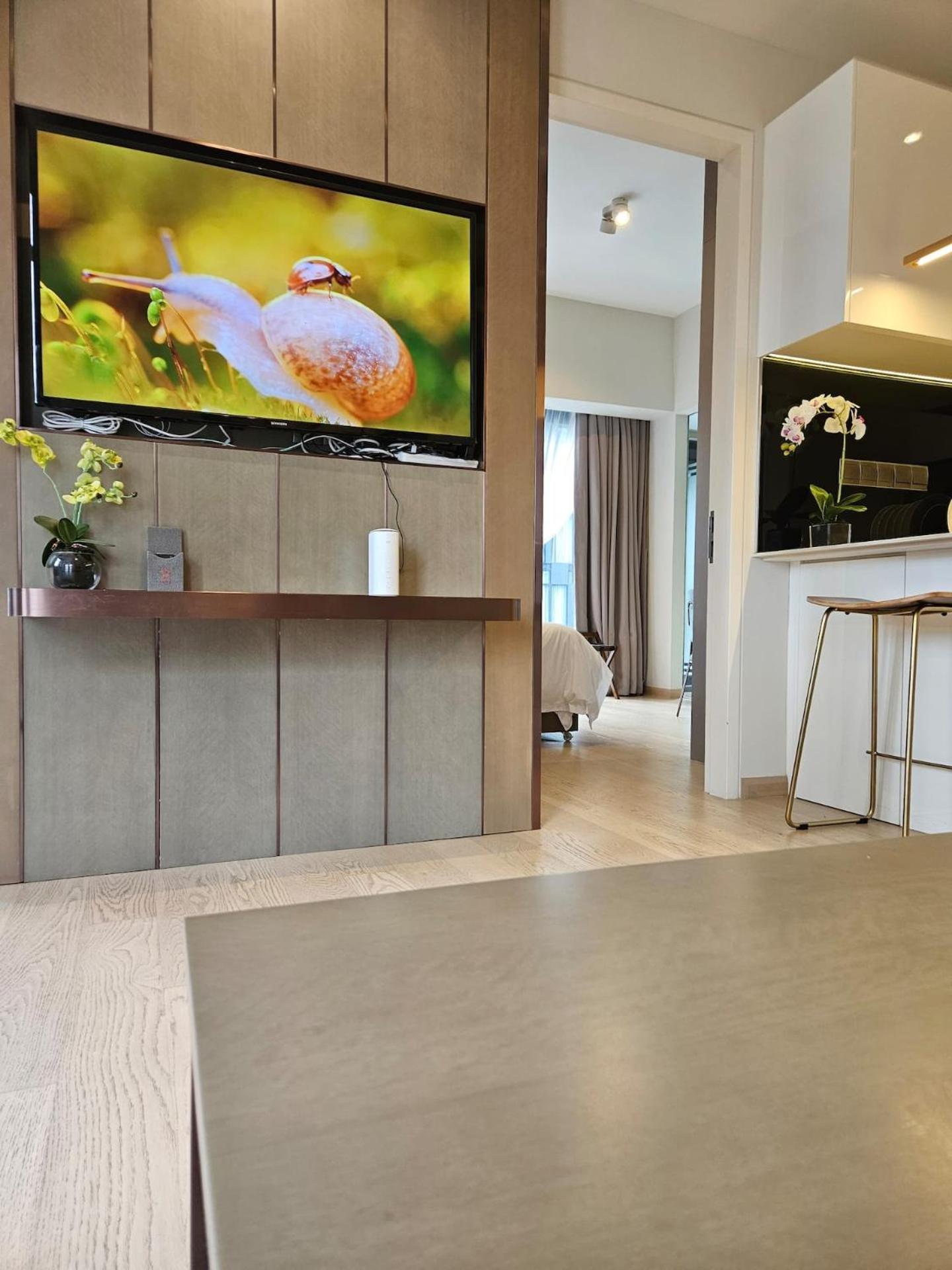 Star Pool View 2br Unit Floor 8 *